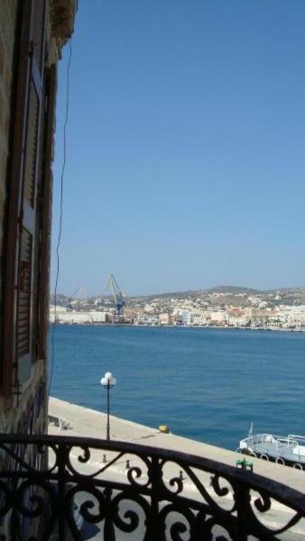 Kymata Hotel Ermoupoli Esterno foto